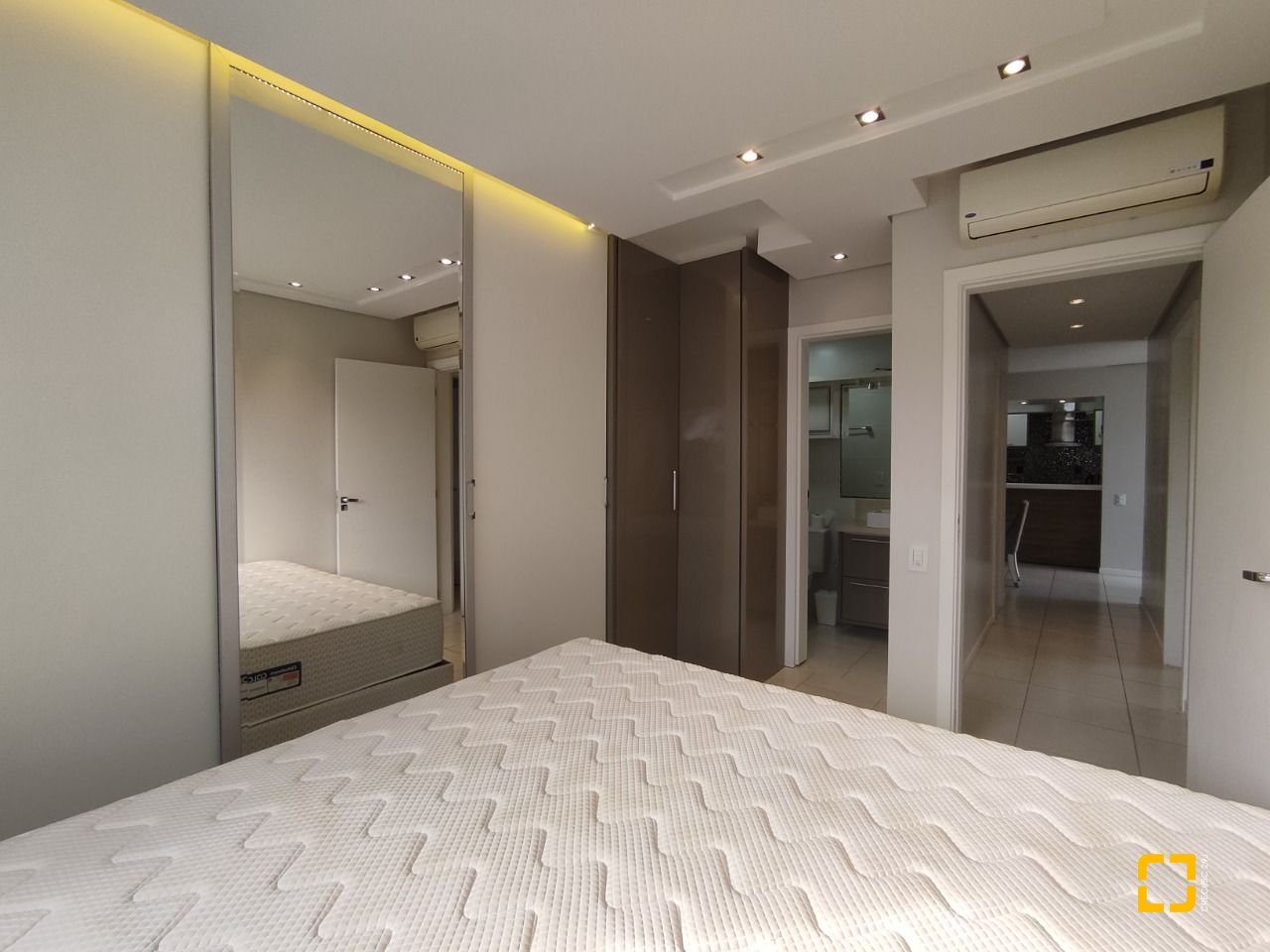 Apartamento com 100m², 4 quartos (sendo 1 suíte), 1 garagem, no bairro Capoeiras em Florianópolis