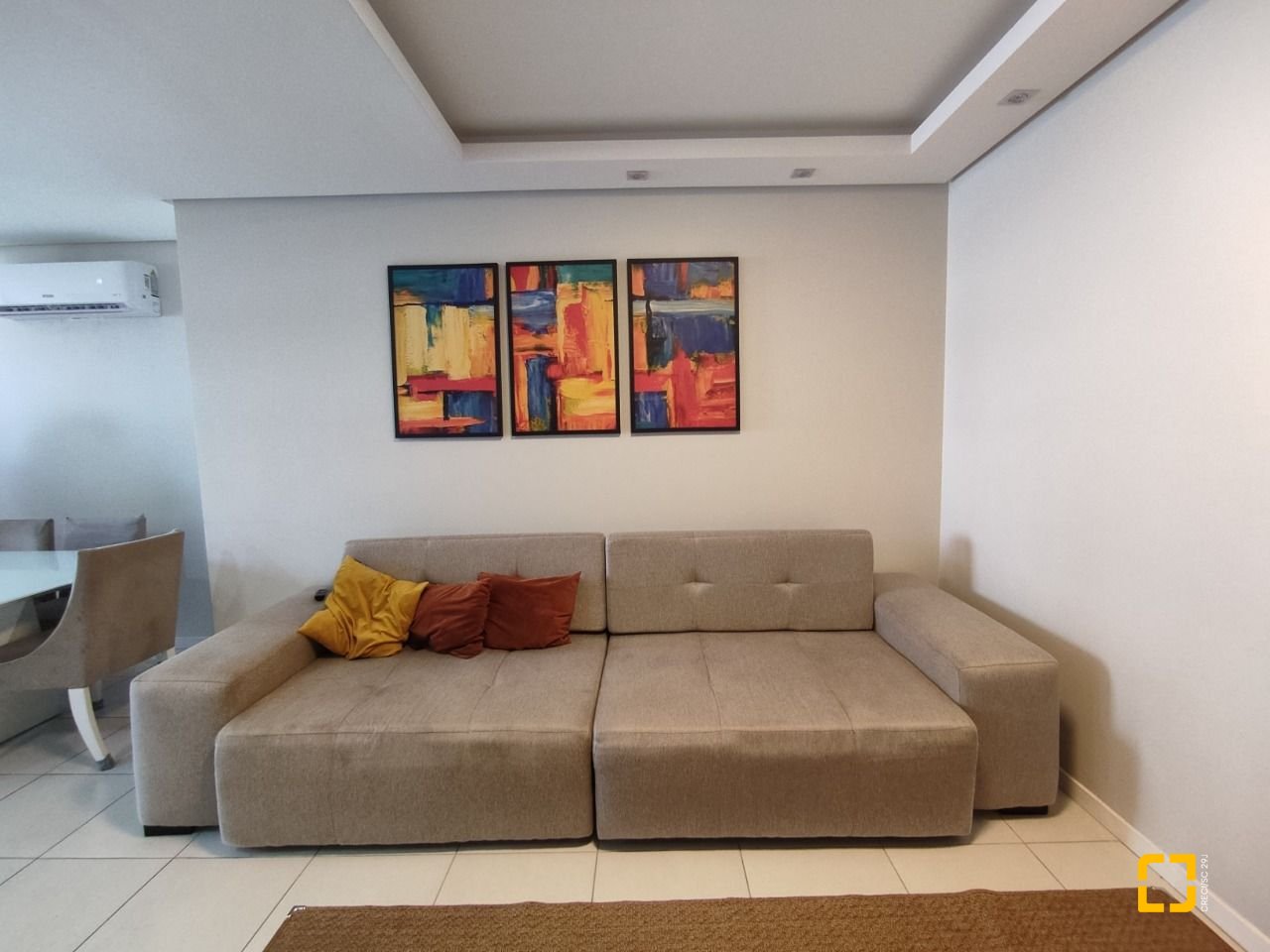 Apartamento com 100m², 4 quartos (sendo 1 suíte), 1 garagem, no bairro Capoeiras em Florianópolis