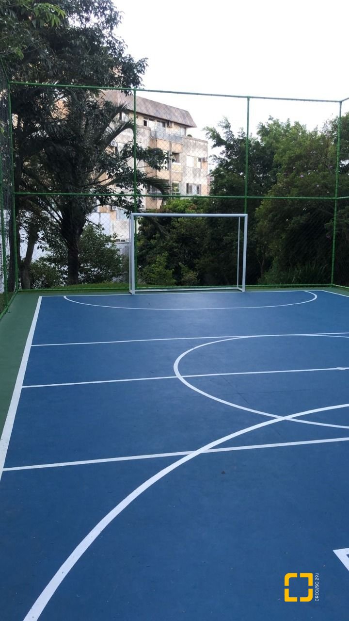 Apartamento com 100m², 4 quartos (sendo 1 suíte), 1 garagem, no bairro Capoeiras em Florianópolis