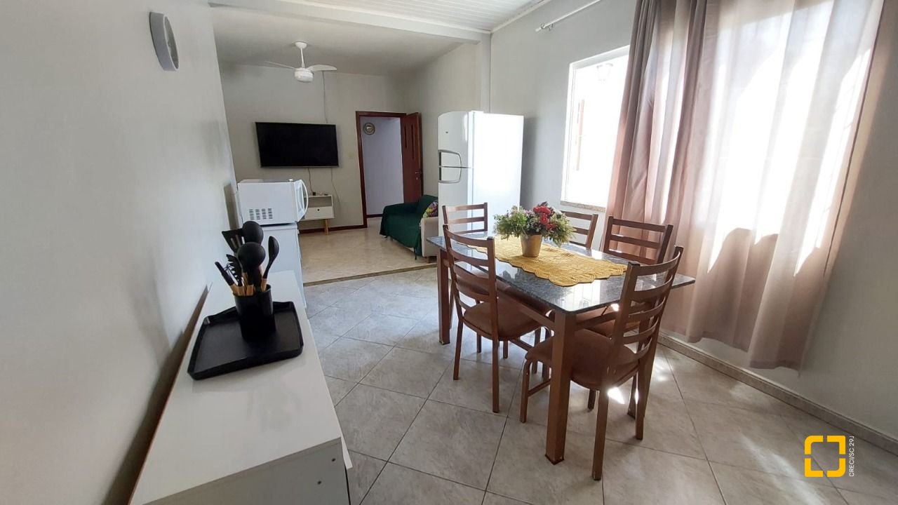 Casa com 65m², 2 quartos, 1 garagem, no bairro Campeche em Florianópolis