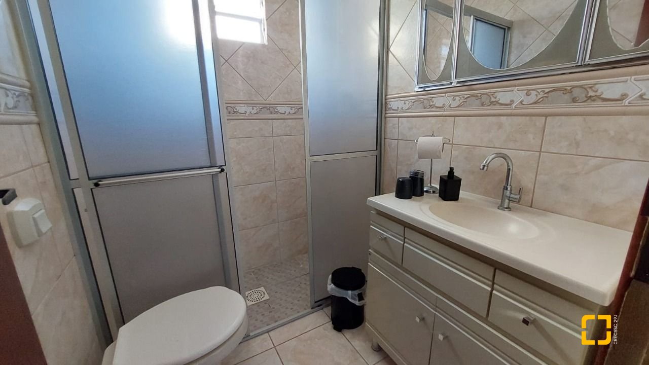 Casa com 65m², 2 quartos, 1 garagem, no bairro Campeche em Florianópolis