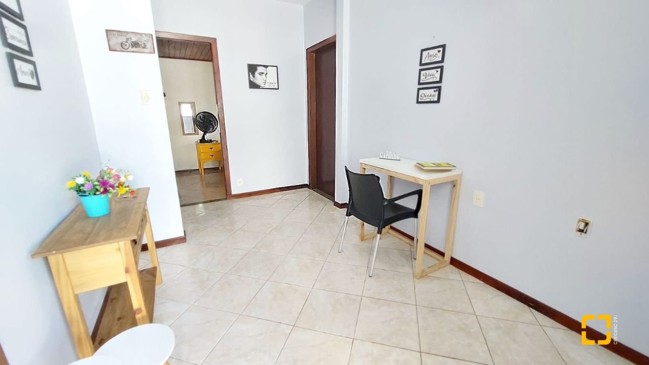 Casa com 65m², 2 quartos, 1 garagem, no bairro Campeche em Florianópolis