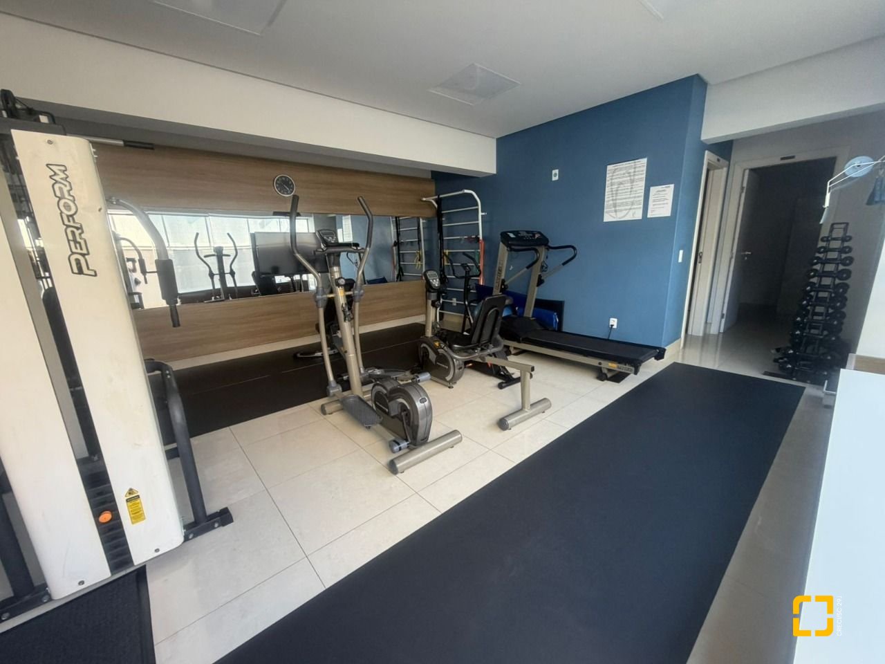 Apartamento com 78m², 4 quartos (sendo 1 suíte), 1 garagem, no bairro Centro em Florianópolis