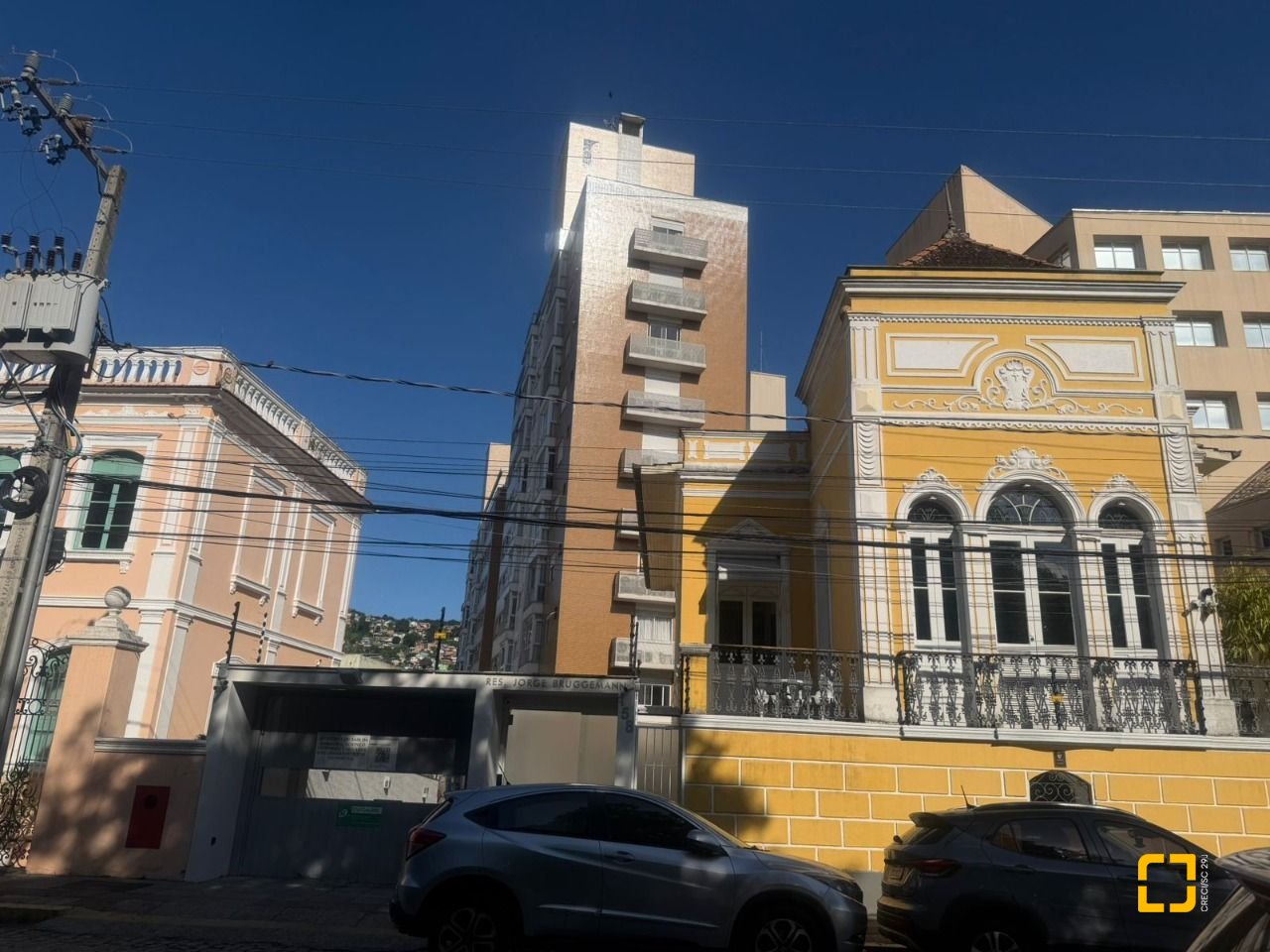 Apartamento com 78m², 4 quartos (sendo 1 suíte), 1 garagem, no bairro Centro em Florianópolis