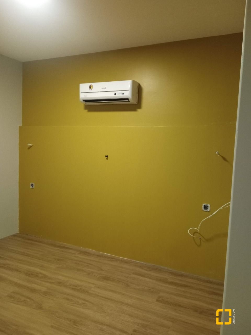 Apartamento com 101m², 5 quartos (sendo 1 suíte), 1 garagem, no bairro Carvoeira em Florianópolis