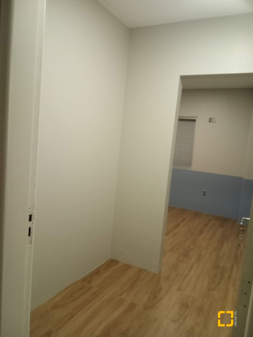 Apartamento com 101m², 5 quartos (sendo 1 suíte), 1 garagem, no bairro Carvoeira em Florianópolis