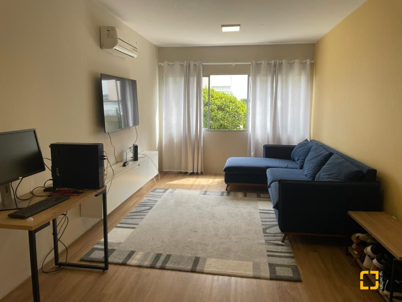 Apartamento com 101m², 5 quartos (sendo 1 suíte), 1 garagem, no bairro Carvoeira em Florianópolis