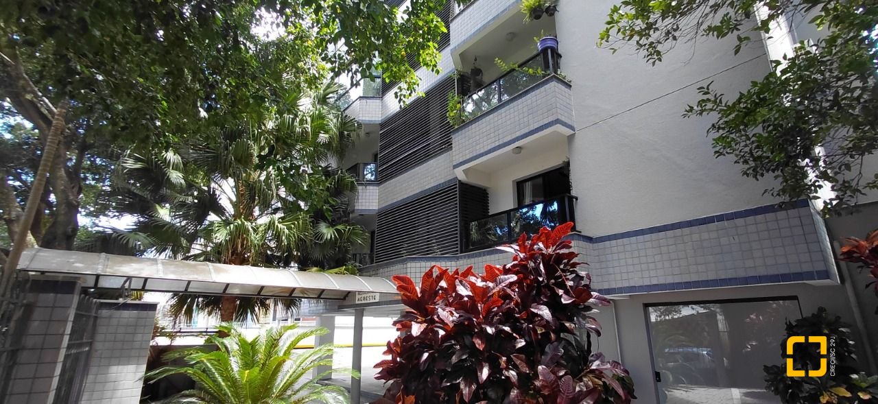 Apartamento com 63m², 3 quartos (sendo 1 suíte), 1 garagem, no bairro Itacorubi em Florianópolis