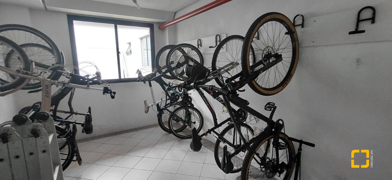 Apartamento com 63m², 3 quartos (sendo 1 suíte), 1 garagem, no bairro Itacorubi em Florianópolis