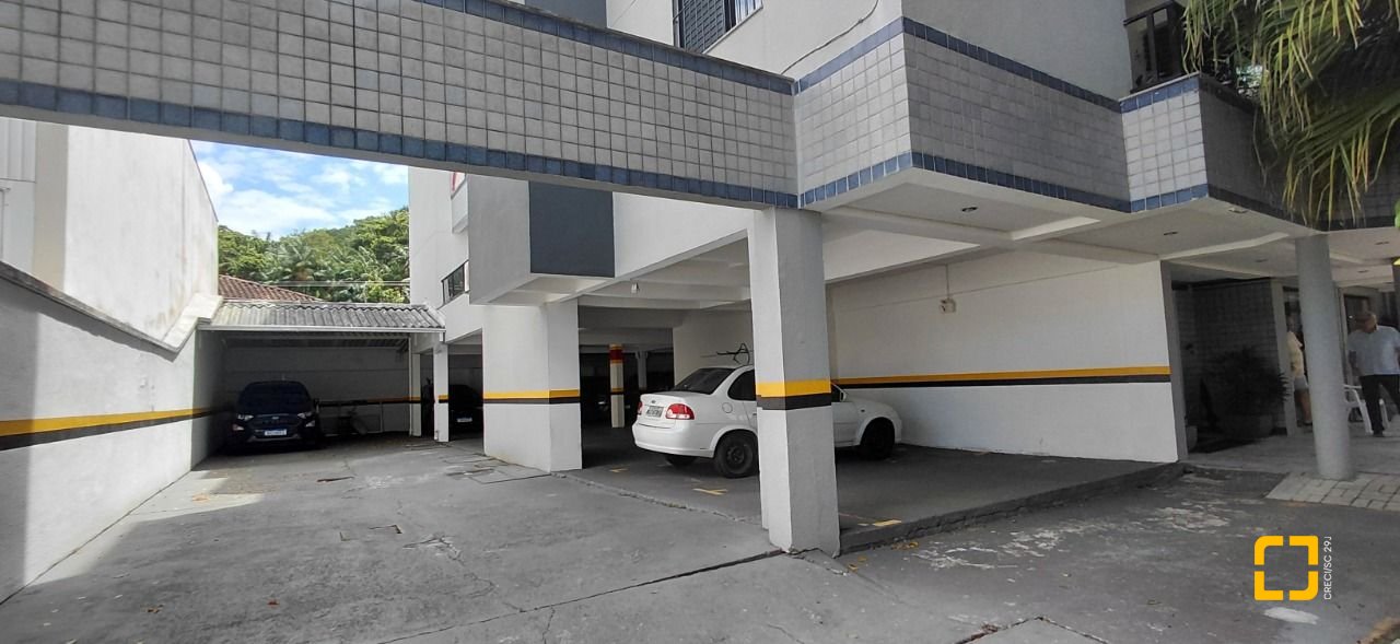 Apartamento com 63m², 3 quartos (sendo 1 suíte), 1 garagem, no bairro Itacorubi em Florianópolis