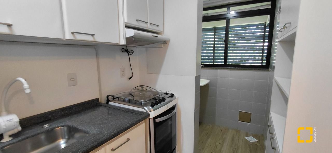 Apartamento com 63m², 3 quartos (sendo 1 suíte), 1 garagem, no bairro Itacorubi em Florianópolis