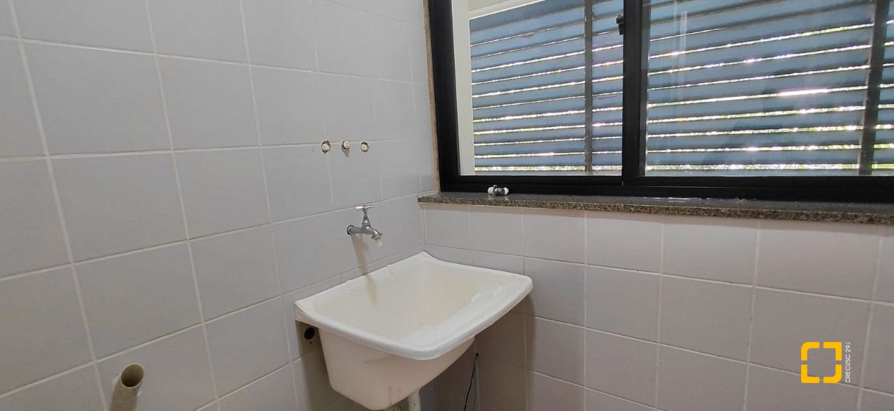 Apartamento com 63m², 3 quartos (sendo 1 suíte), 1 garagem, no bairro Itacorubi em Florianópolis