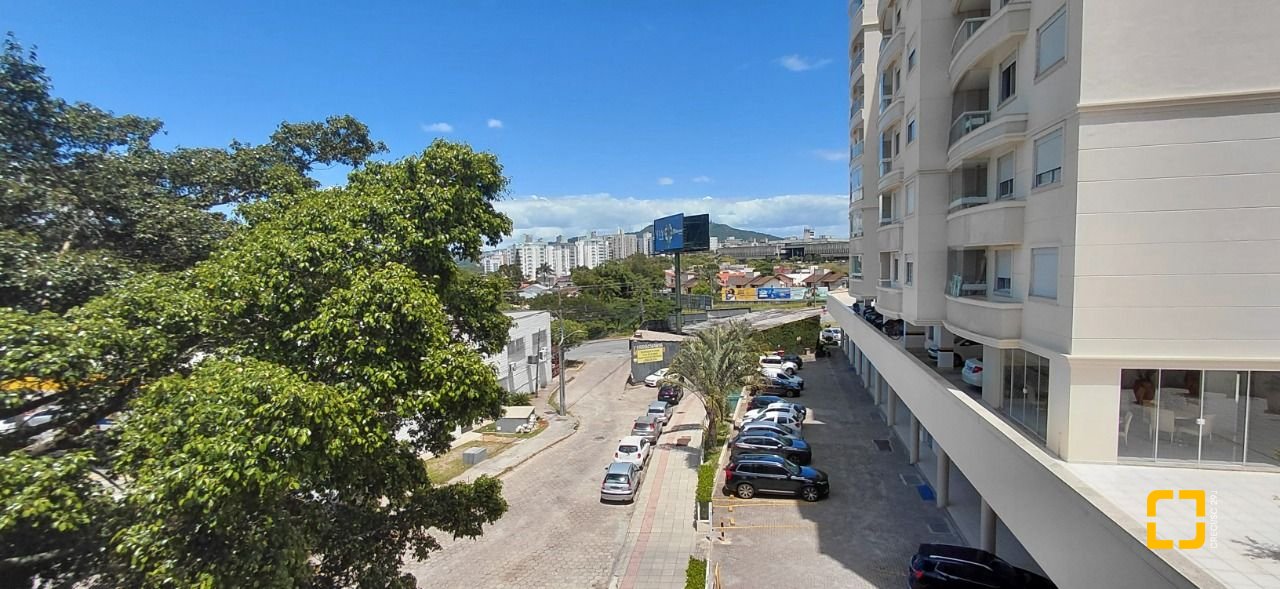 Apartamento com 63m², 3 quartos (sendo 1 suíte), 1 garagem, no bairro Itacorubi em Florianópolis