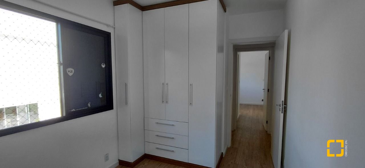 Apartamento com 63m², 3 quartos (sendo 1 suíte), 1 garagem, no bairro Itacorubi em Florianópolis