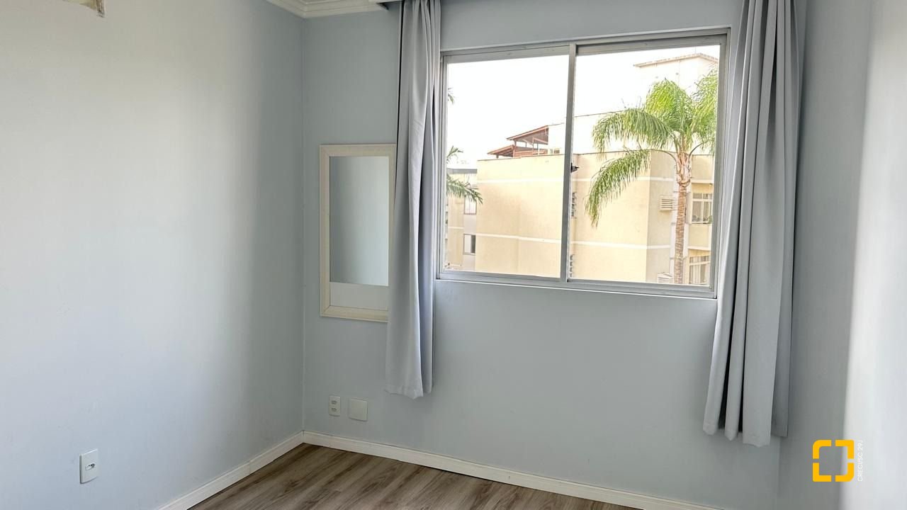 Apartamento com 96m², 4 quartos (sendo 1 suíte), 1 garagem, no bairro Trindade em Florianópolis