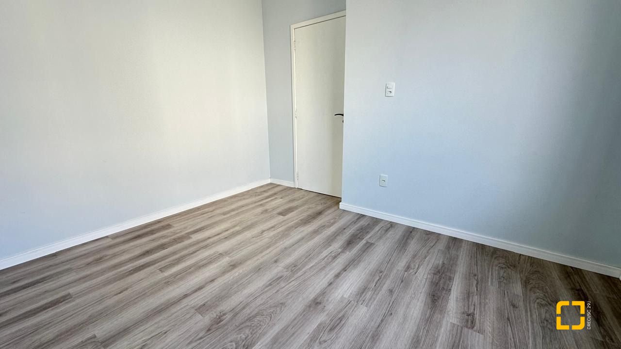 Apartamento com 96m², 4 quartos (sendo 1 suíte), 1 garagem, no bairro Trindade em Florianópolis