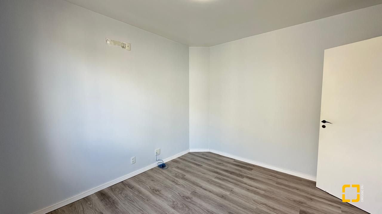 Apartamento com 96m², 4 quartos (sendo 1 suíte), 1 garagem, no bairro Trindade em Florianópolis