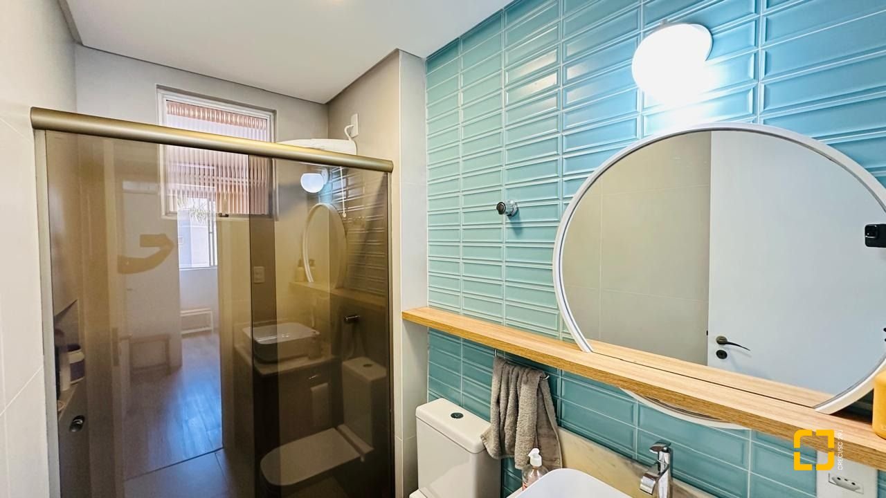 Apartamento com 96m², 4 quartos (sendo 1 suíte), 1 garagem, no bairro Trindade em Florianópolis