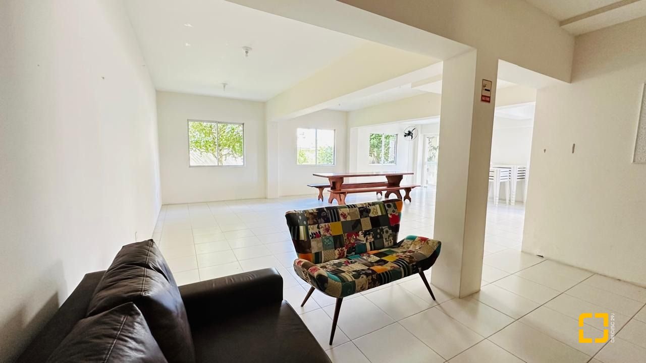 Apartamento com 96m², 4 quartos (sendo 1 suíte), 1 garagem, no bairro Trindade em Florianópolis