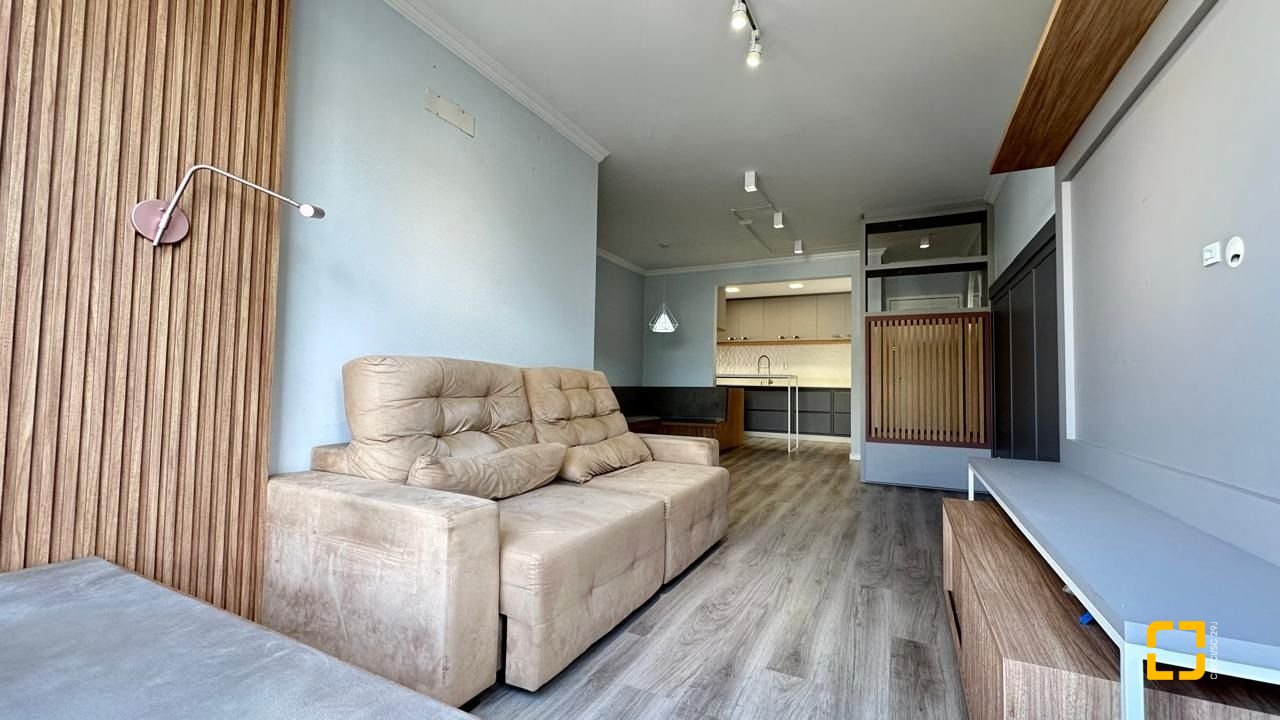 Apartamento com 96m², 4 quartos (sendo 1 suíte), 1 garagem, no bairro Trindade em Florianópolis