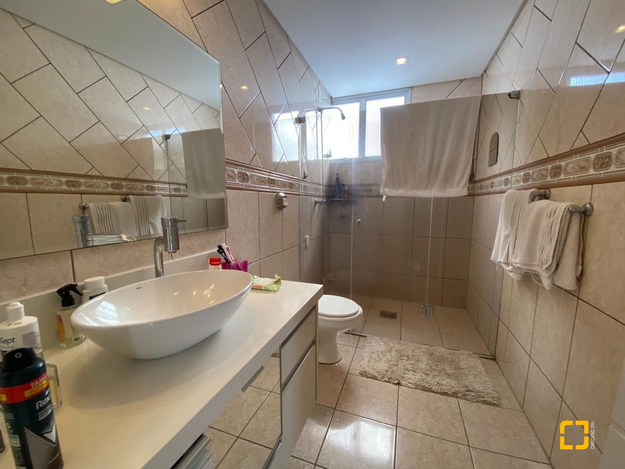 Cobertura com 501m², 4 quartos (sendo 3 suítes), 3 garagens, no bairro Trindade em Florianópolis