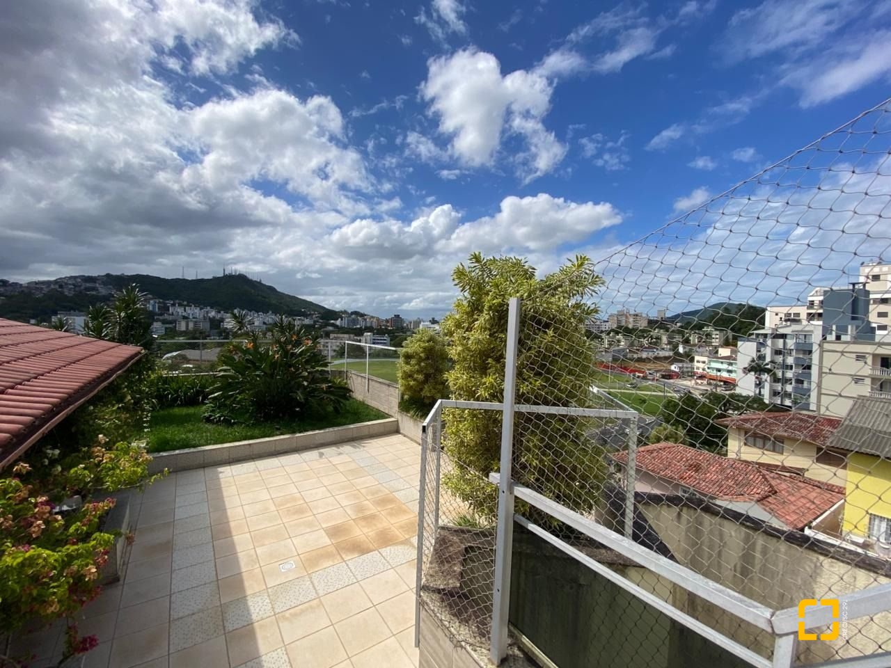Cobertura com 501m², 4 quartos (sendo 3 suítes), 3 garagens, no bairro Trindade em Florianópolis