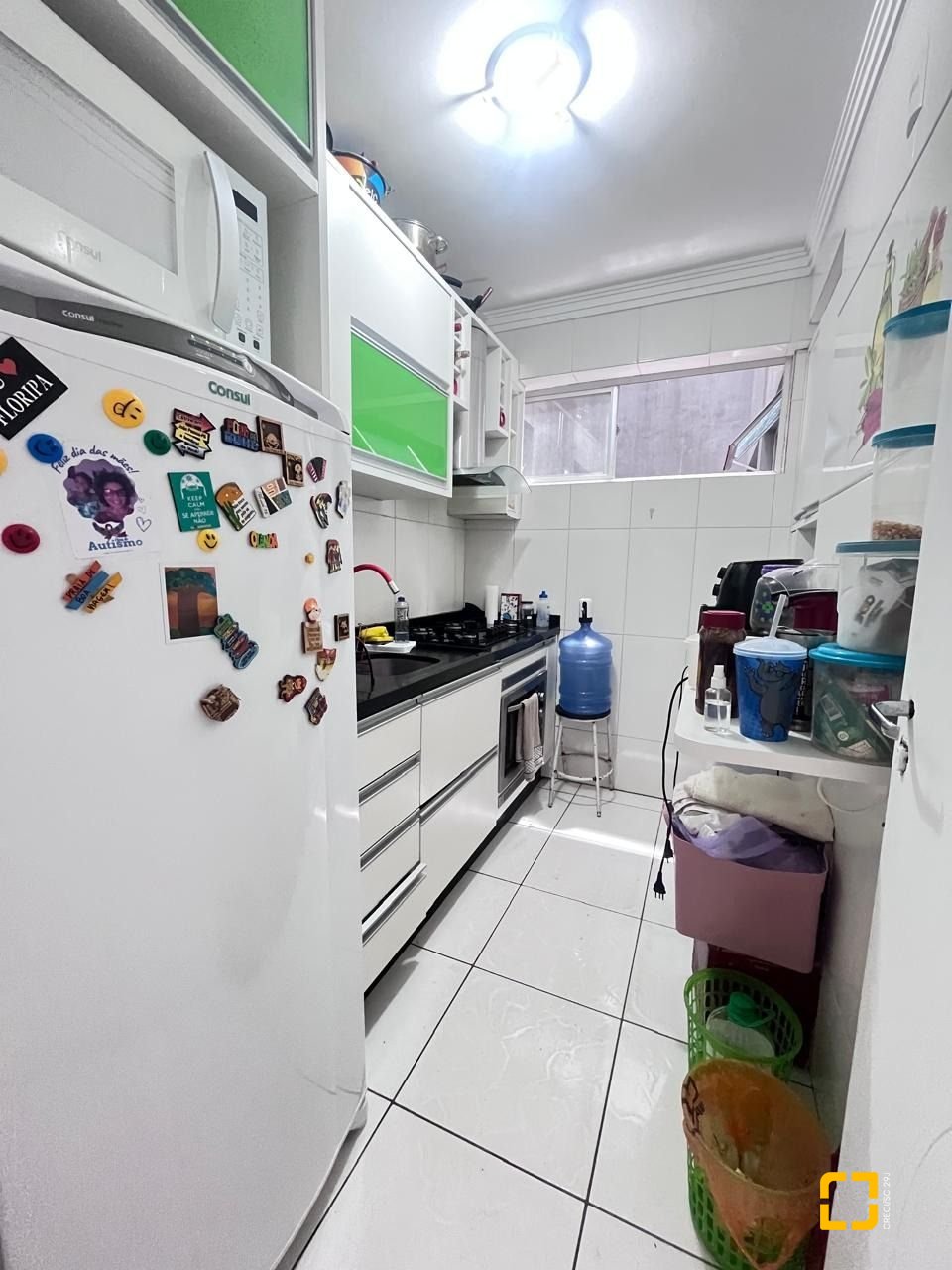 Apartamento com 54m², 1 quarto, no bairro Coqueiros em Florianópolis
