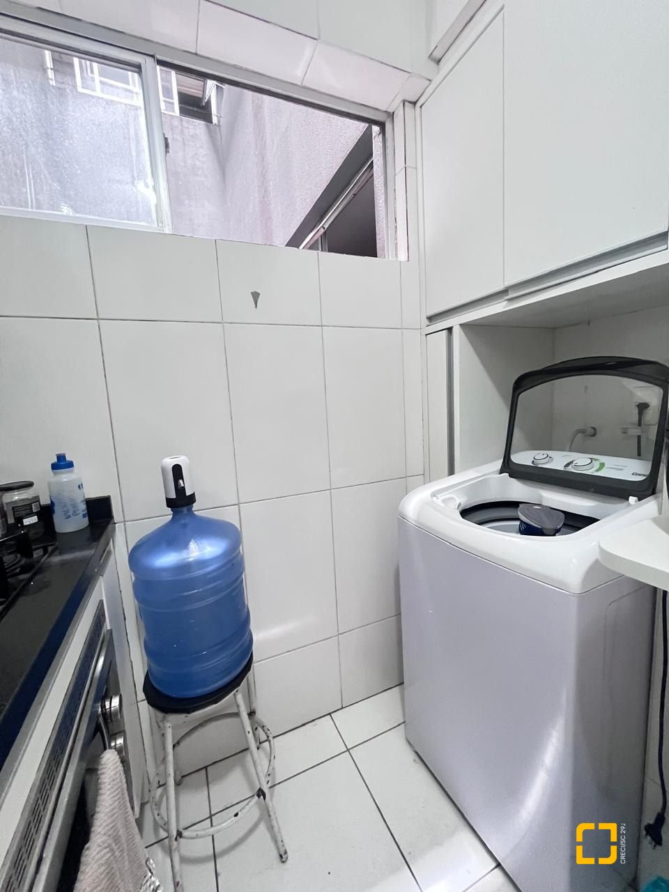 Apartamento com 54m², 1 quarto, no bairro Coqueiros em Florianópolis