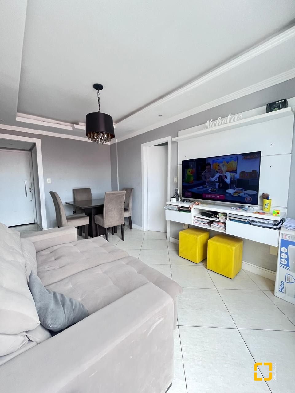 Apartamento com 54m², 1 quarto, no bairro Coqueiros em Florianópolis