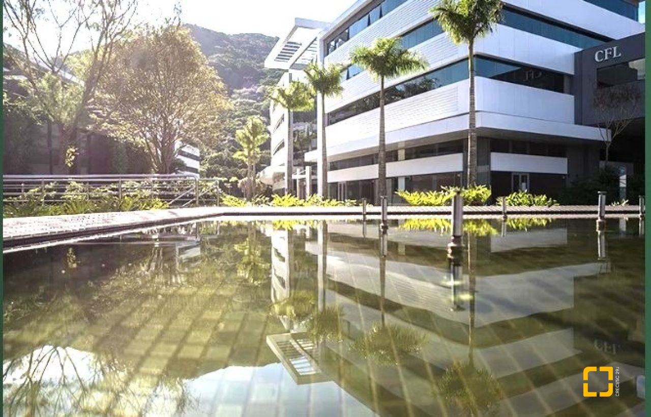 Sala com 25m², 1 garagem, no bairro Vargem Pequena em Florianópolis