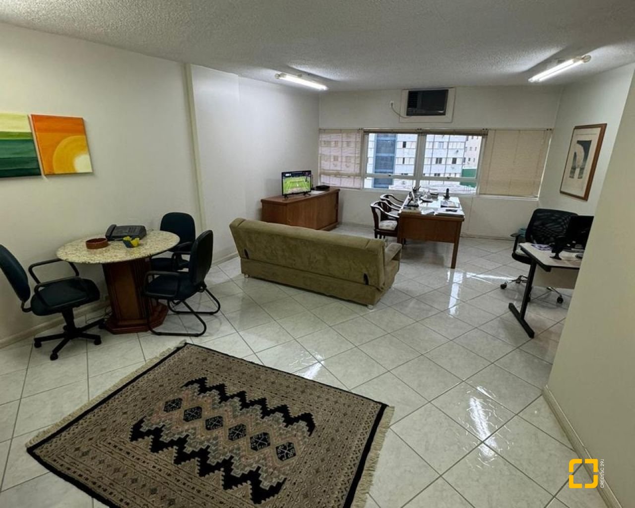 Sala com 40m², no bairro Centro em Florianópolis