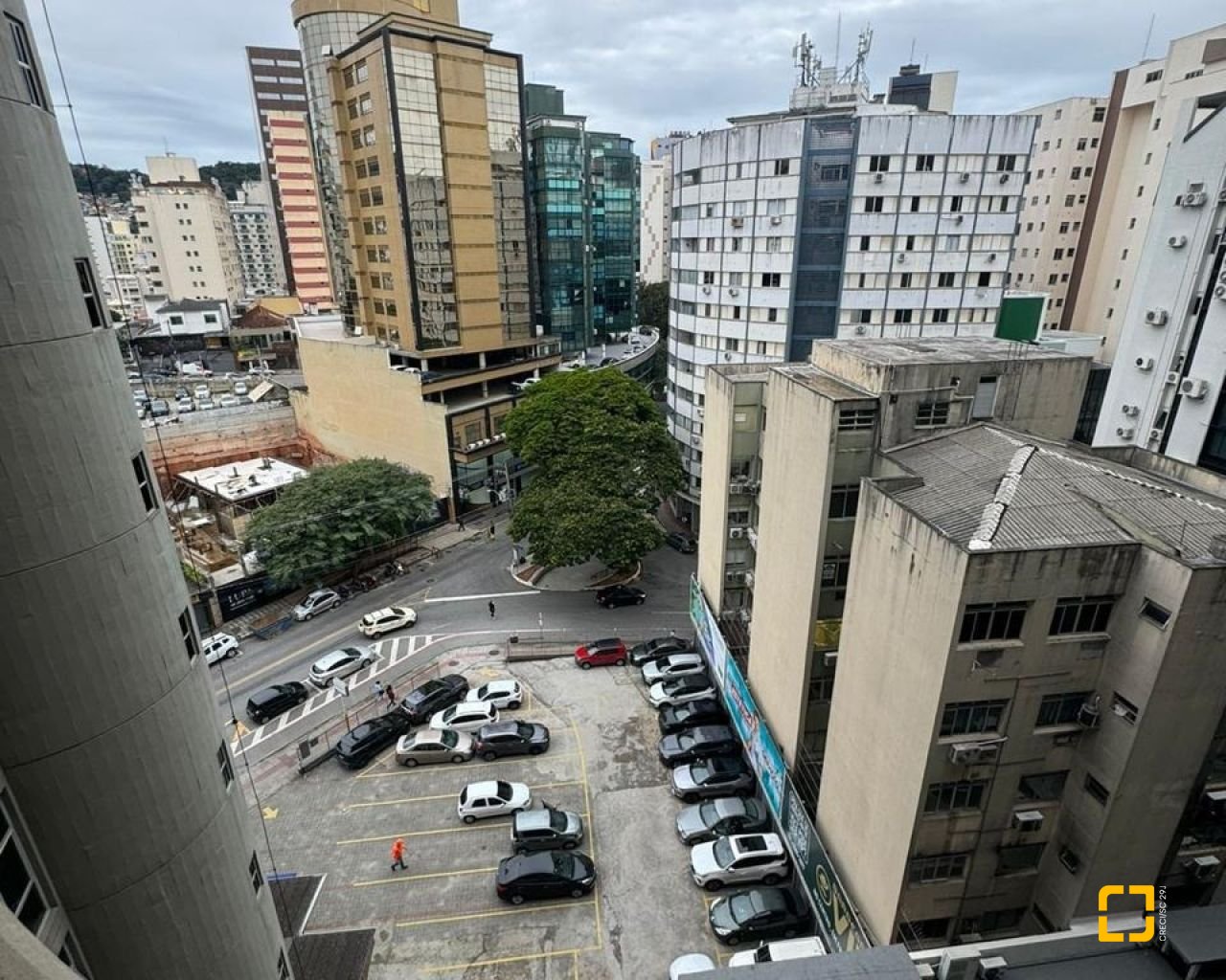Sala com 40m², no bairro Centro em Florianópolis