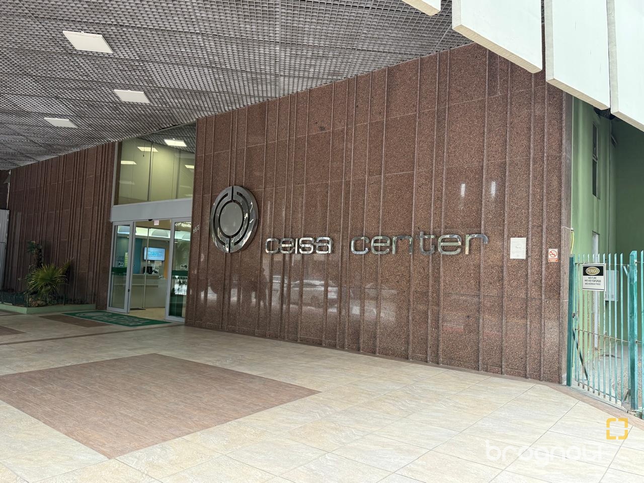 Sala com 40m², no bairro Centro em Florianópolis