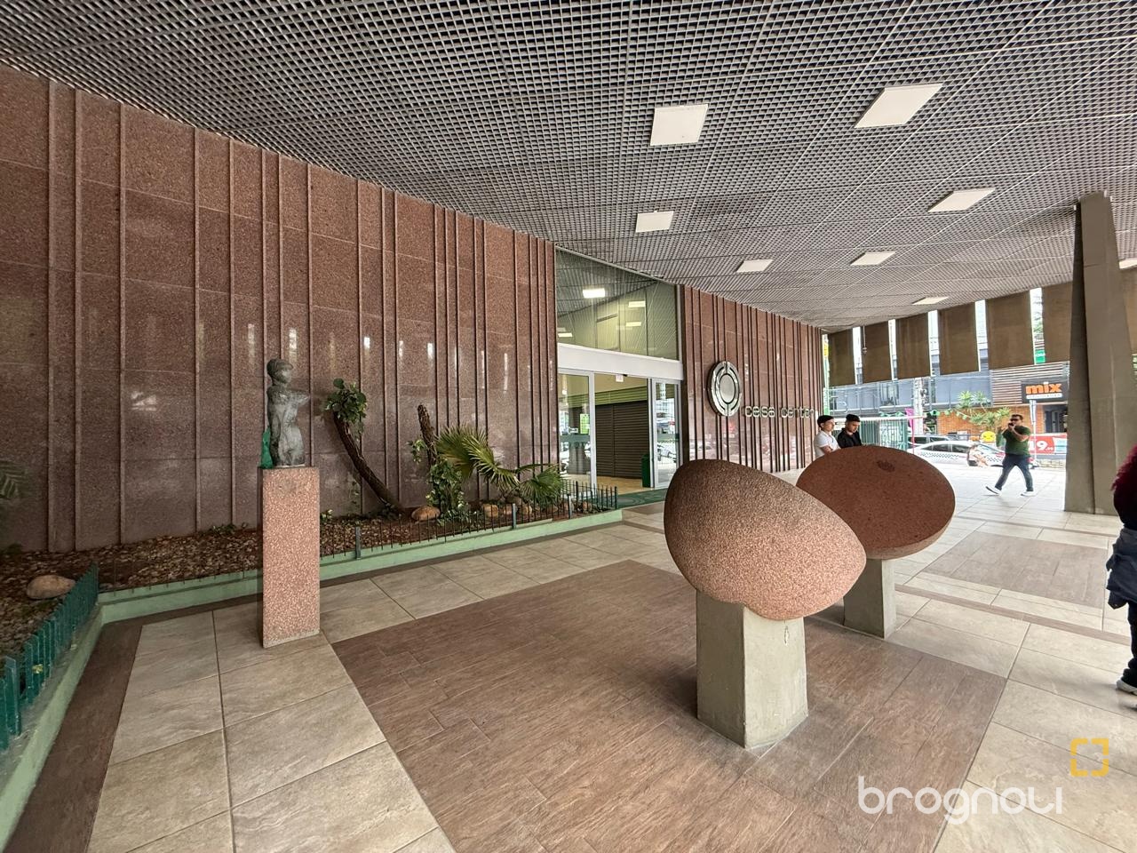 Sala com 40m², no bairro Centro em Florianópolis
