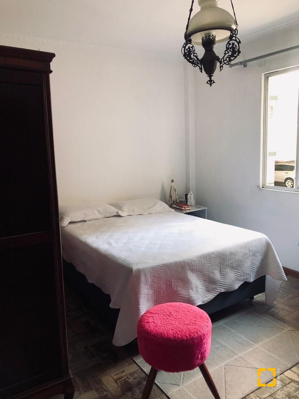 Apartamento com 84m², 4 quartos (sendo 1 suíte), 1 garagem, no bairro Centro em Florianópolis
