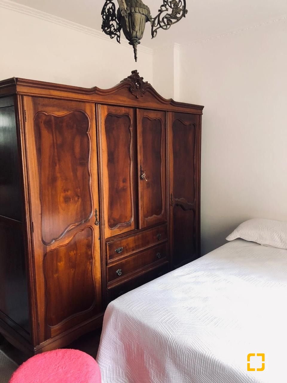 Apartamento com 84m², 4 quartos (sendo 1 suíte), 1 garagem, no bairro Centro em Florianópolis