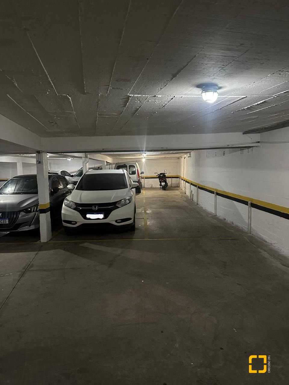 Apartamento com 84m², 4 quartos (sendo 1 suíte), 1 garagem, no bairro Centro em Florianópolis