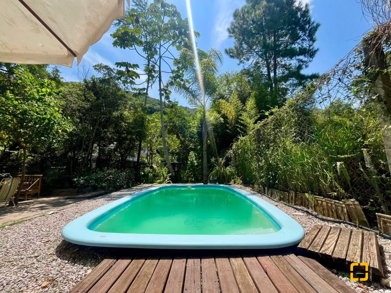 Casa com 80m², 3 quartos, 4 garagens, no bairro Campeche em Florianópolis