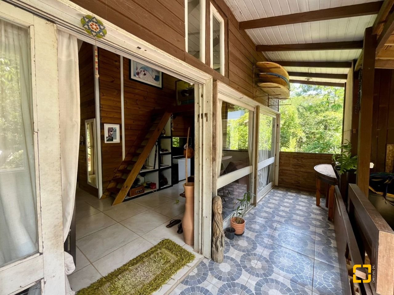 Casa com 80m², 3 quartos, 4 garagens, no bairro Campeche em Florianópolis
