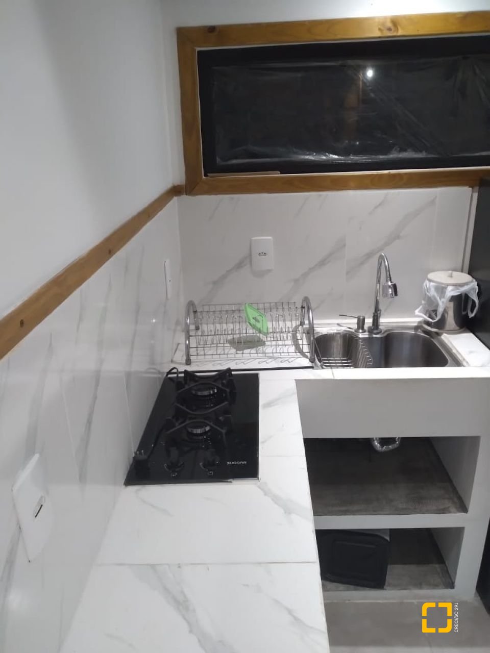 Casa com 80m², 3 quartos, 4 garagens, no bairro Campeche em Florianópolis