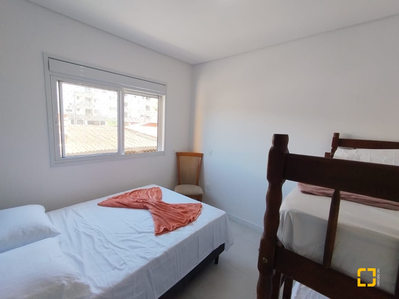 Apartamento com 72m², 4 quartos (sendo 1 suíte), 1 garagem, no bairro Ingleses em Florianópolis