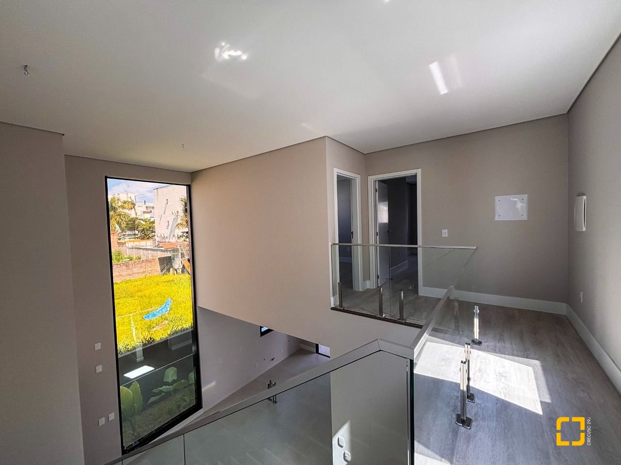 Casa com 233m², 7 quartos (sendo 3 suítes), 2 garagens, no bairro Ingleses em Florianópolis