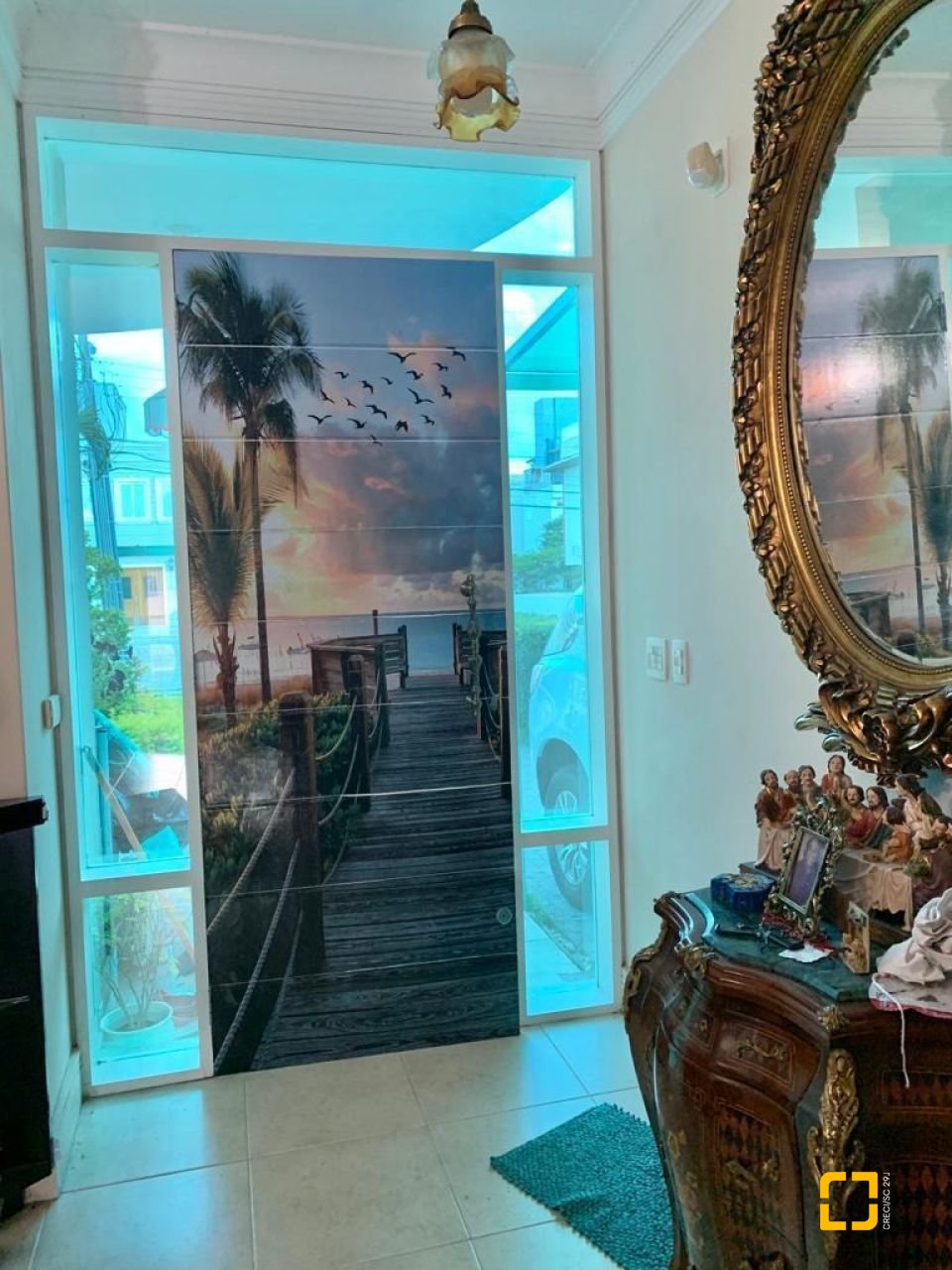 Casa com 269m², 5 quartos (sendo 2 suítes), 6 garagens, no bairro Jurerê em Florianópolis