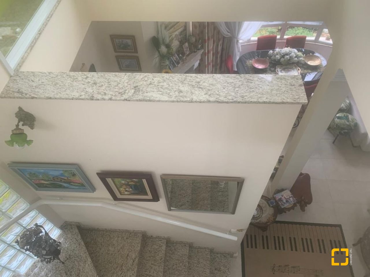 Casa com 269m², 5 quartos (sendo 2 suítes), 6 garagens, no bairro Jurerê em Florianópolis