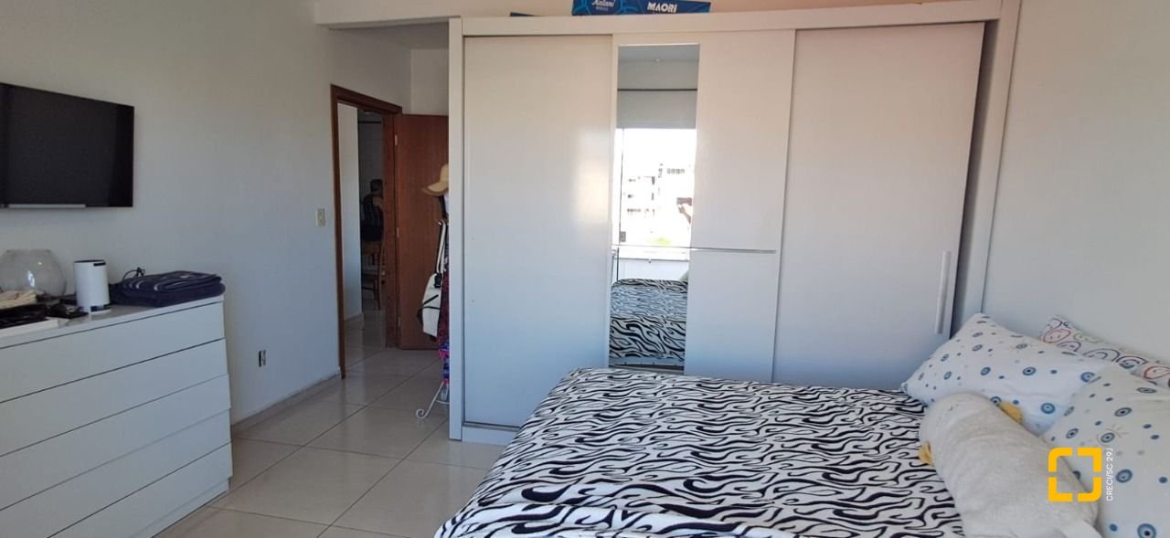 Apartamento com 74m², 4 quartos (sendo 1 suíte), 1 garagem, no bairro Ingleses em Florianópolis