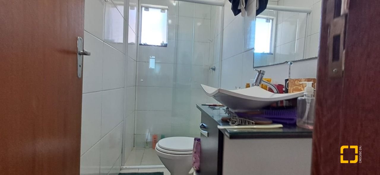 Apartamento com 74m², 4 quartos (sendo 1 suíte), 1 garagem, no bairro Ingleses em Florianópolis