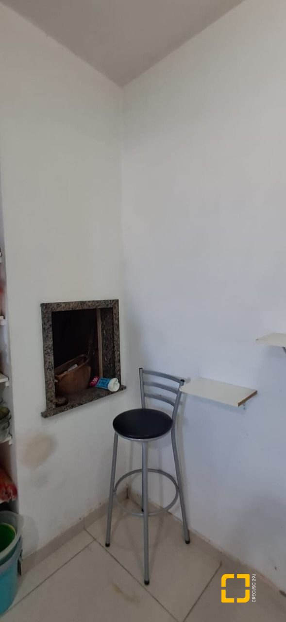 Apartamento com 74m², 4 quartos (sendo 1 suíte), 1 garagem, no bairro Ingleses em Florianópolis