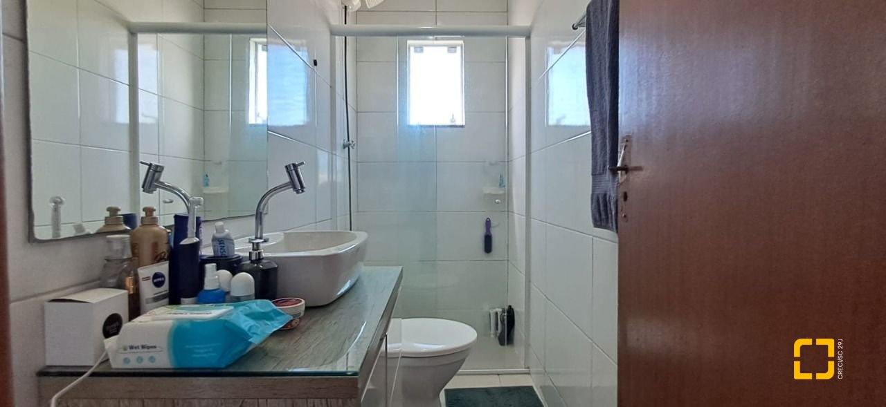 Apartamento com 74m², 4 quartos (sendo 1 suíte), 1 garagem, no bairro Ingleses em Florianópolis