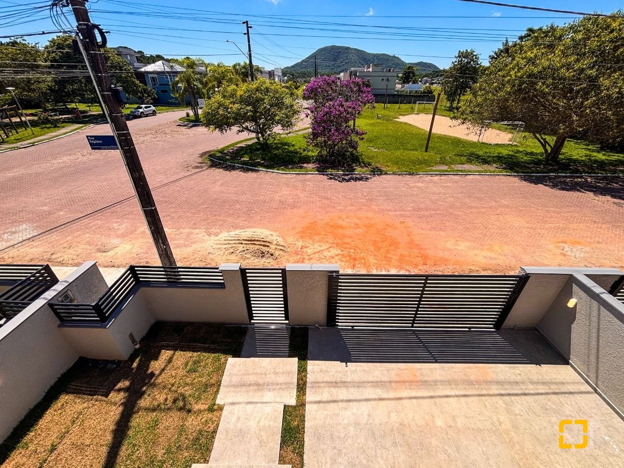 Casa com 157m², 4 quartos (sendo 1 suíte), 1 garagem, no bairro Rio Vermelho em Florianópolis