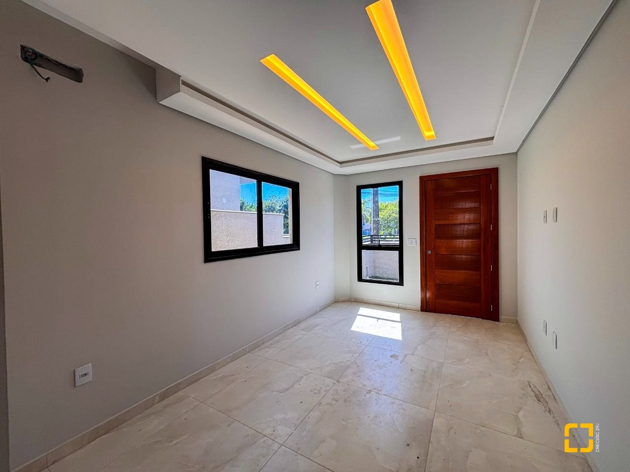 Casa com 157m², 4 quartos (sendo 1 suíte), 1 garagem, no bairro Rio Vermelho em Florianópolis